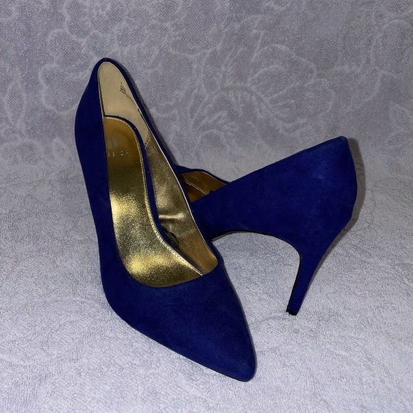 Blue crushed velvet heals - Picture 2 of 6